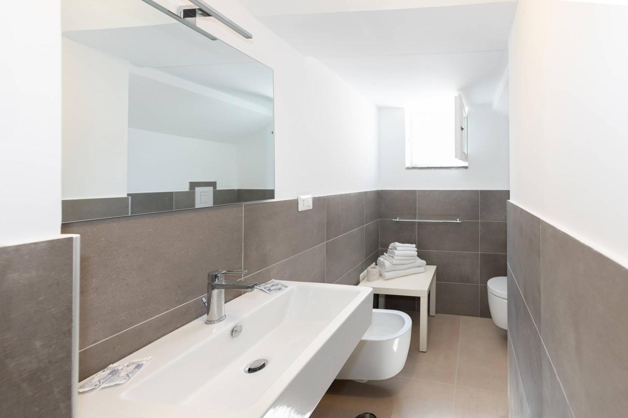 Gioia 13 Rooms & Apartments Procida Exterior photo